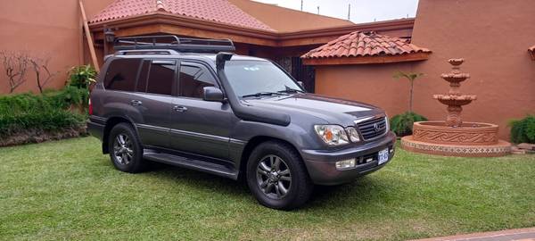 LX 470 (2005) 4x4 like new 1