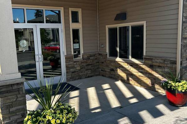$1,462 / 2br - State-of-the-Art Fitness Center, Refreshing Pool, 2/bd 1/ba (Copper Wood Ln SE, Lacey, WA)63688369454851123