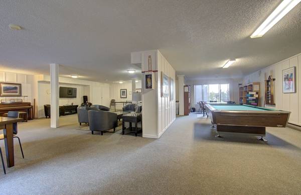 $235,000 / 1br - 906ft2 - Sunshine, Style & a Peekaboo River View—Welcome Home! (Vancouver)63956923676546121