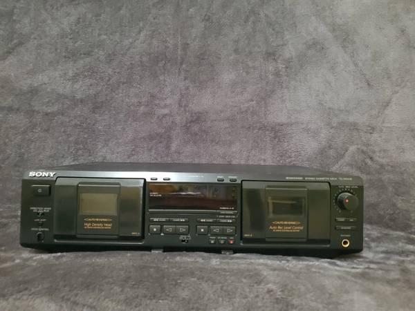 Sony dual digital cassette deck 1