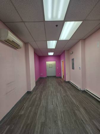 $1,250 / 450ft2 - 14 Portland Street Downtown Worcester Retail/Commercial Space (Worcester)63825125521537121