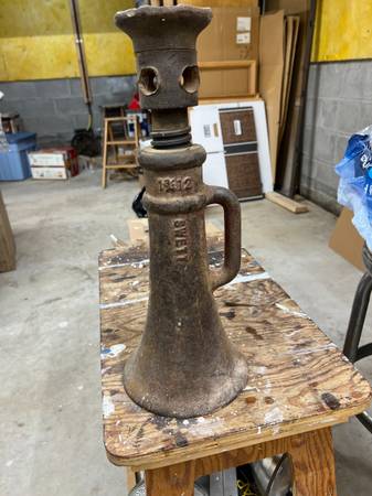Foundation Jack 1