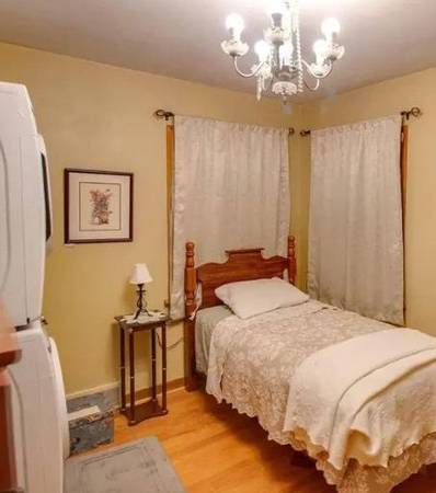 $850 BEWARE: Fake Eagle Rock/Glendale Room Rental !! (Eagle Rock)63876593765505120
