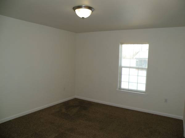 $1,795 / 3br - 1250ft2 - 3 bedroom ranch style home on B Shannon   #1518 (wasilla)64014173544835124
