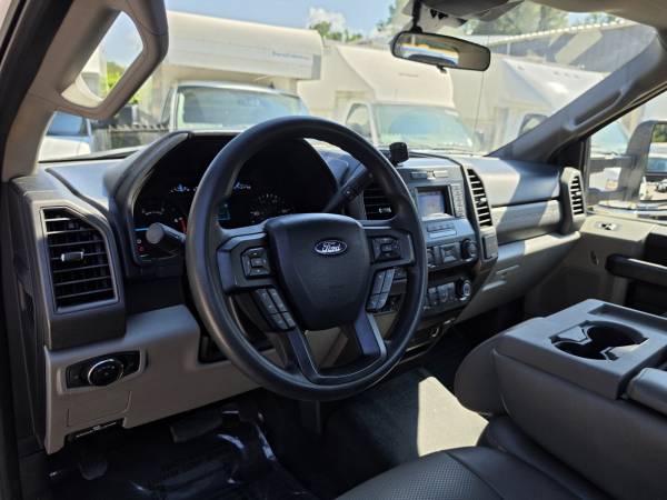 2020 Ford F550 F-550 XL - Photo 12