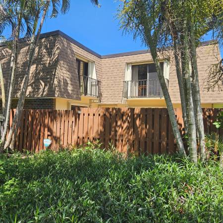 $2,400 / 2br - 1250ft2 - 2/2.5 DELRAY OAKS TOWN HOME (DELRAY BEACH)64001848652802121