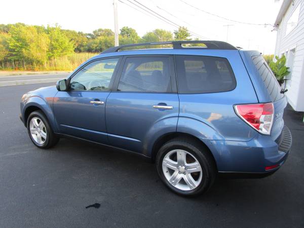2010 Subaru Forester Premium**Techo solar grande**Asientos calefaccionados**Aire acondicionado frío** - $2,995 (Amesbury, a 5 minutos de la Ruta 95 o la Ruta 495)63441253796225123