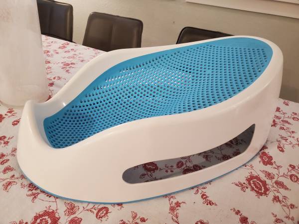 Anglecare Baby Bath 1
