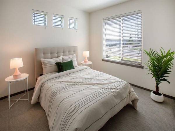 $1,652 / 1hab - 759ft2 - Garajes y Cobertizos Disponibles, Acceso Controlado con Puerta (Frederickson)63659711276161121