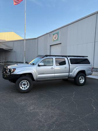 2005 Toyota Tacoma - $20,000 (Petaluma)63471454685443121