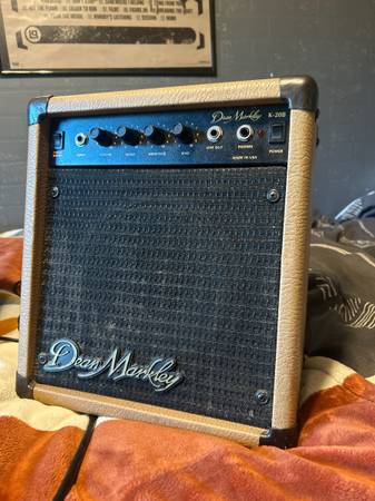 Guitar amp (cheap) 1