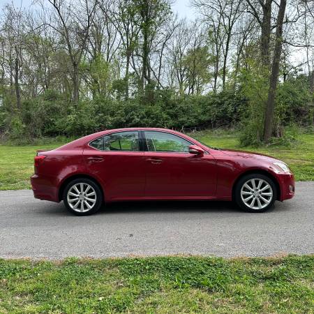 2009 Lexus is250 awd - $8,900 (Nashville)63621650637955123