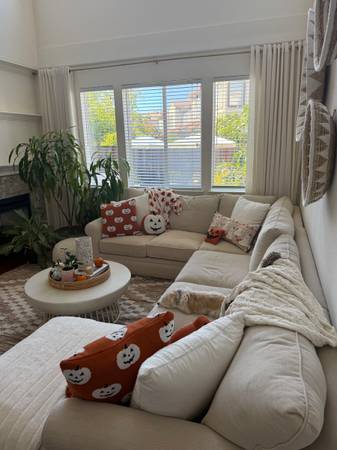$3,950 / 3br - 1550ft2 - Move In Ready 3 Bed/2 Bath/2 Car Garage Townhome in Palomares Hills (hayward / castro valley)63850426101123121