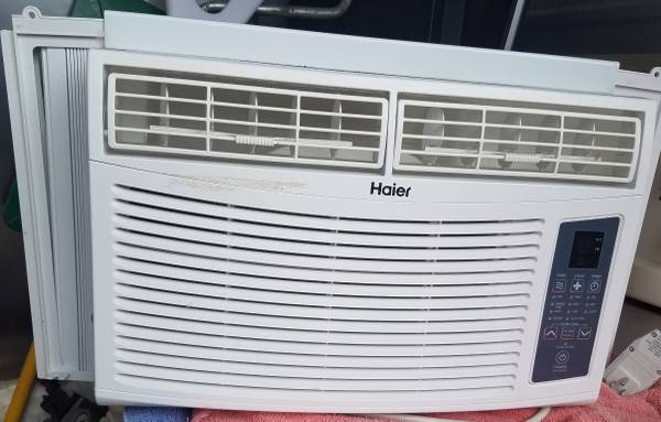 Haier 6000 BTU Air Conditioner 1