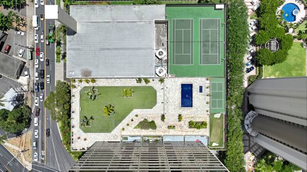 $349,900 / 1br - 578ft2 - Resort Amenities- PICKEL BALL COURT, 2 tennis courts, sauna (Honolulu)63939390718595120