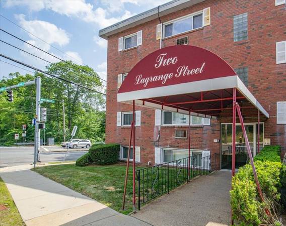 $330,000 / 2br - 570ft2 - Updated Condo For Sale - West Roxbury (Washington St/Dedham line)63863137686531122