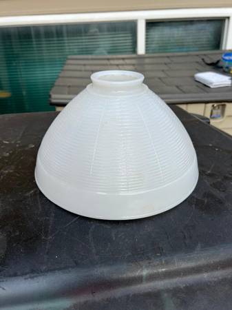 Vintage Milk Glass Light Globe 1