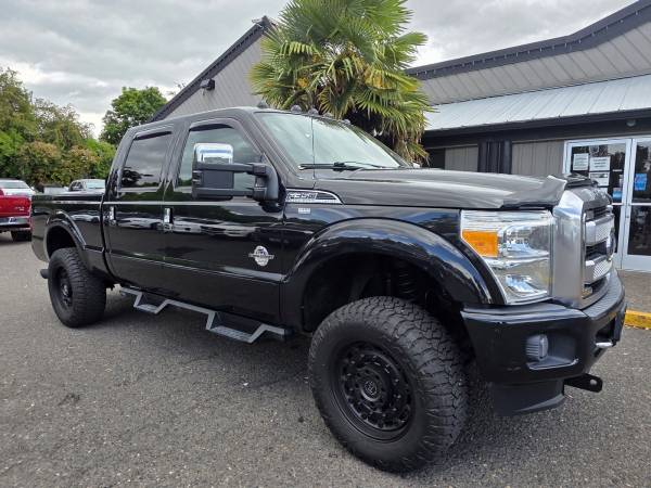 Camioneta 2014 Ford F350 Super Duty Crew Cab Diésel 4x4 4WD F-350 Platinum Picku - $41,875 (MÁS DE 200 CAMIONETAS EN STOCK)63616151744643120
