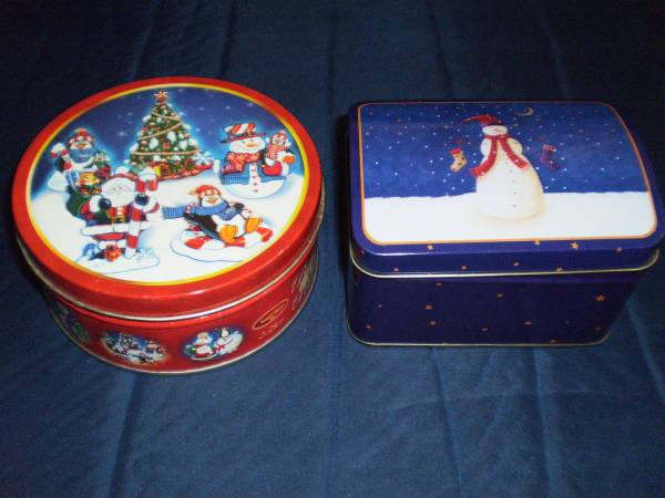 Christmas Tin Cans 1