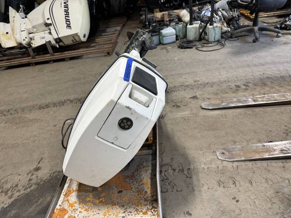 2002 Johnson 40 hp Motor Fuera de Borda para Barco Motor Evinrude 20" en Buen Estado - $2.000 (Seabrook NH)63437886238211124
