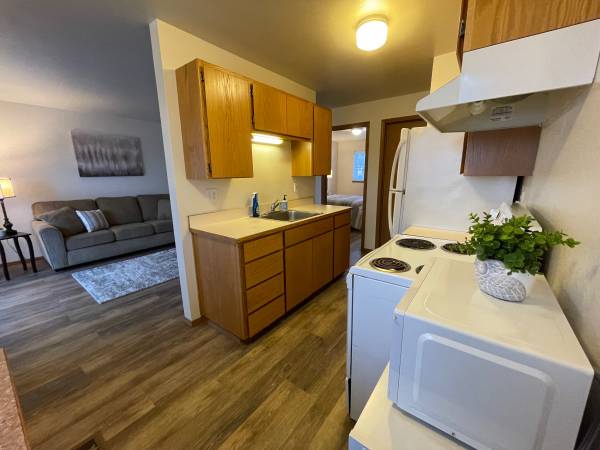 $1,500 / 1br - 550ft2 - Omak Furnished Apartment (Omak)63922933586691124