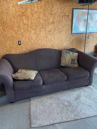 Couch for free 1