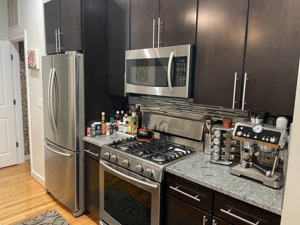 $1,450 Short Term Fully Furnished Room, Rent Includes Utilities and Cleaners (Washington)63779239167489122