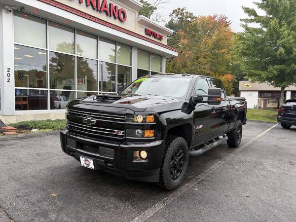 2017 Chevrolet Silverado 2500HD - Photo 2
