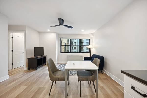 $2,500 / 1br - 478ft2 - ¡A poca distancia a pie de GW! (Washington D.C.)63896278583043120