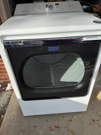Extra large Maytag Electric Dryer 1
