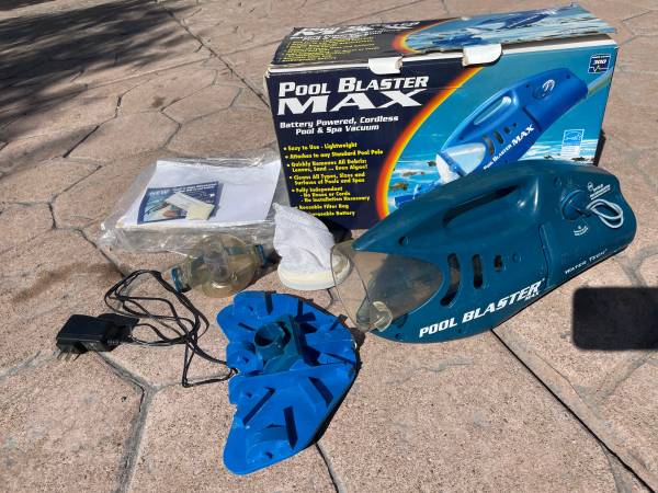 Pool Blaster Max 1