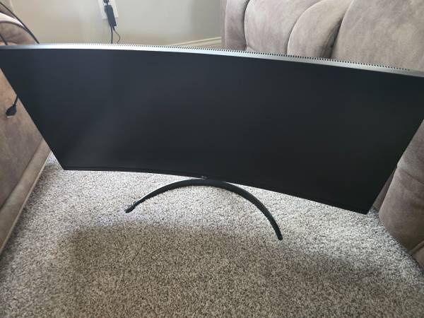 34" LG widescreen computer monitor 1