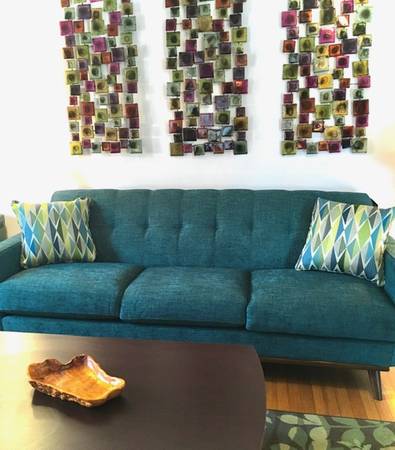 $2,200 / 2br - 1350ft2 - CHILL OUT CHARM in a "DOWNTOWN" Dallas house (Old East Dallas)63796304327811121