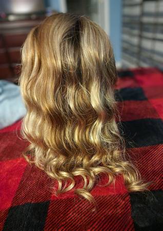 Precioso peluca Jon Renau - $400 (Ocala)63438493271427121