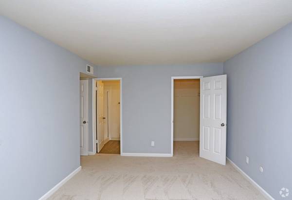 $3,200 / 2br - 1025ft2 - 2 BEDROOM APARTMENT SOON AVAILABLE (Pacific Grove)64054766010625124