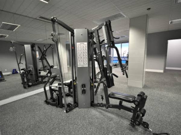 Superficies de seguridad de goma. Gimnasios, piscinas, patios de juegos, etc. - $14 (Chicago)63470115435009124