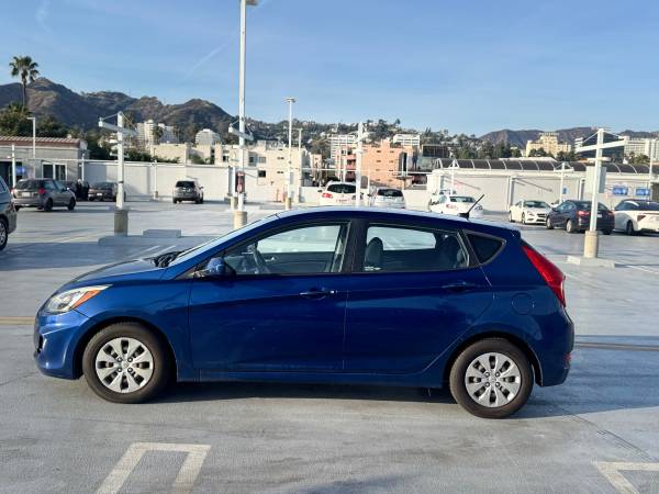 Hyundai Accent SE Hatchback 💪 - $3,99963623825810817122