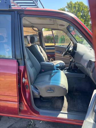 Land Cruiser 1993 - $7,50063617723432451123