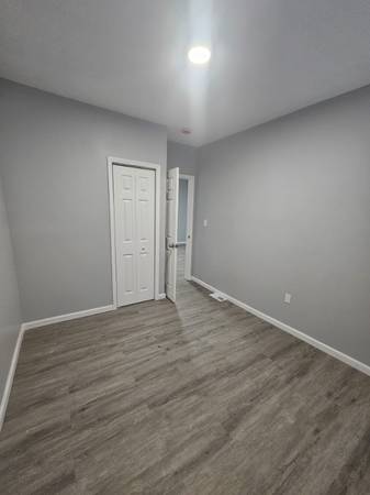 $1150.00 / 2br - 2901 Wade Ave (Unit C) Upstairs - $115063860363029505121