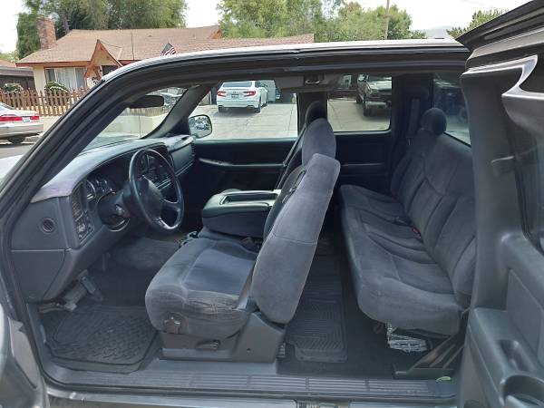 2001 Chevy Silverado 1500 - $6,200 (Tehachapi)63613762891651124