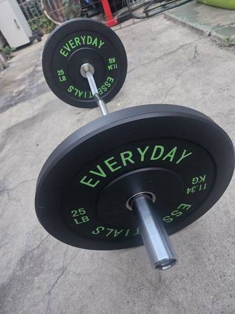 New Olympic Curl Bar with pair 25lbs New Bumper Plates 1