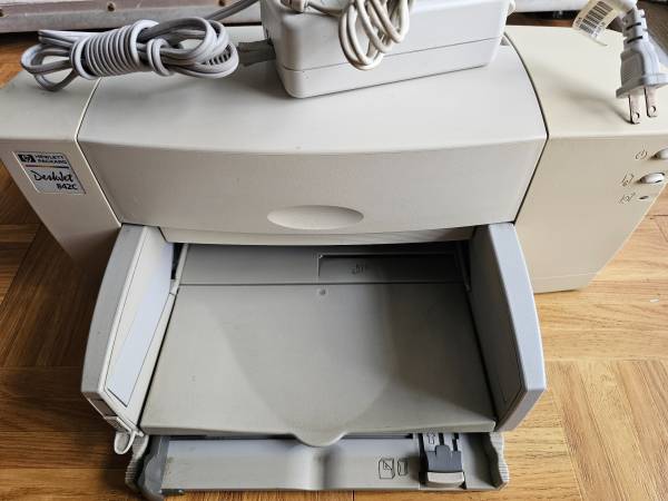 hewlett packard deskjet 842c printer very good condition 1