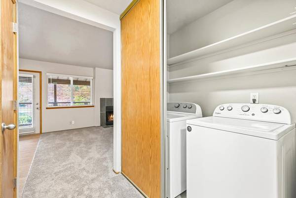 $1,425 / 1hab - 750ft2 - Instalaciones de guardería en el lugar, balcón cubierto disponible, se aceptan mascotas (Vancouver)63842022644995124