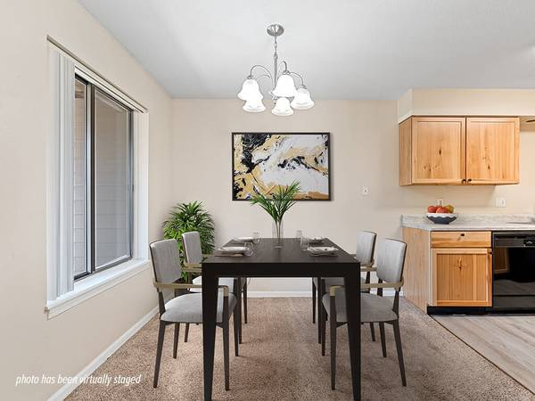 $1,265 / 2br - 920ft2 - Pet friendly, fitness center, playground, washer/dryer, BBQ area+more63897405139971123