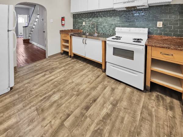 $1995.00 / 3br - 1225ft2 - 2005 Mercy St Philadelphia PA 1914563666762783105120