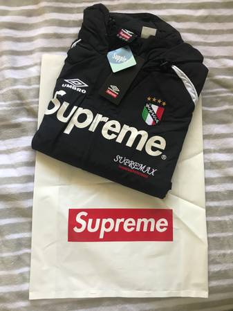 Supreme windbreakers 1
