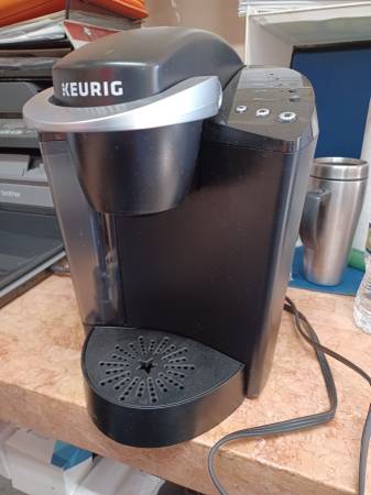 Kuerig Coffee Brewer 1