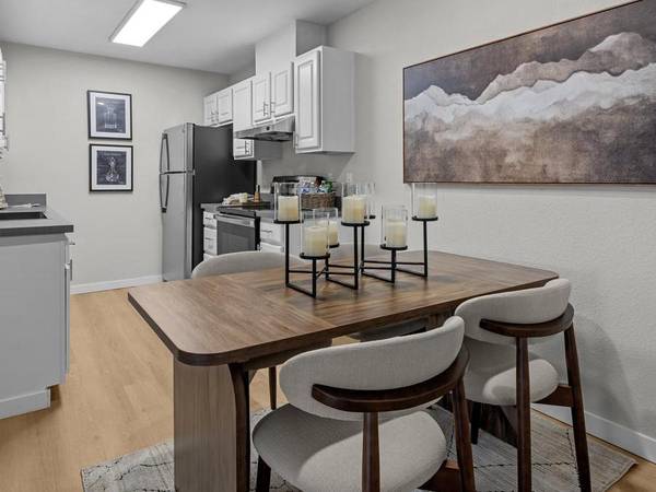 $1,548 / 1br - 756ft2 - Spacious  Bright: Pool, Basketball, BBQ! (9900 12th AVE W Everett, WA 98204)63773355137795124