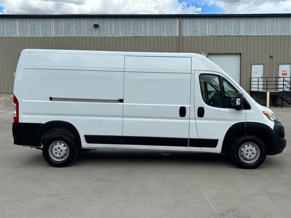 2023 RAM ProMaster 3500 - Photo 2