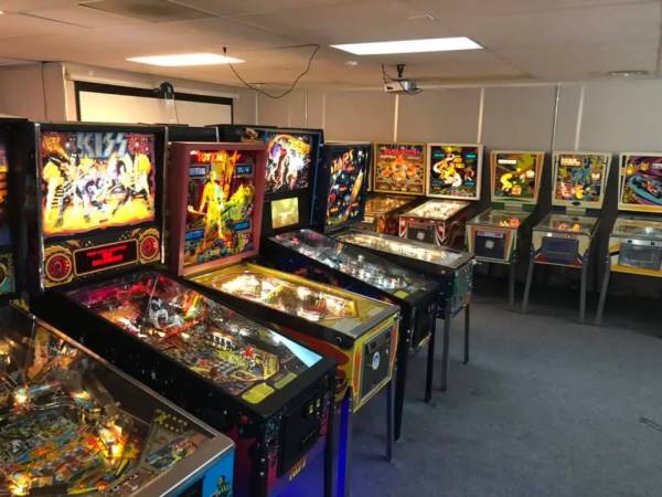 Pinball Machines Wanted (Cash, top dollar) 1